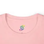 Front Collar Closeup